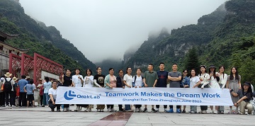 Excursão de formação de equipe Shanghai SUN TRINE em Hunan Zhangjiajie